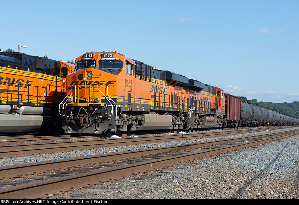 BNSF 8162